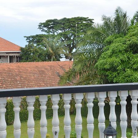 Corinya Serviced Apartments Entebbe Chambre photo