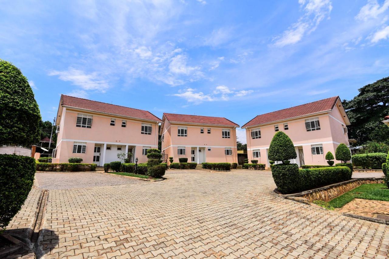Corinya Serviced Apartments Entebbe Extérieur photo