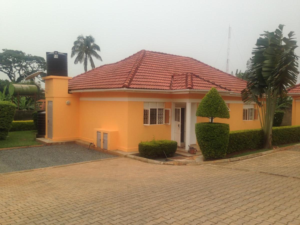 Corinya Serviced Apartments Entebbe Extérieur photo
