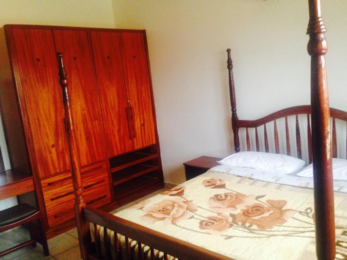 Corinya Serviced Apartments Entebbe Extérieur photo