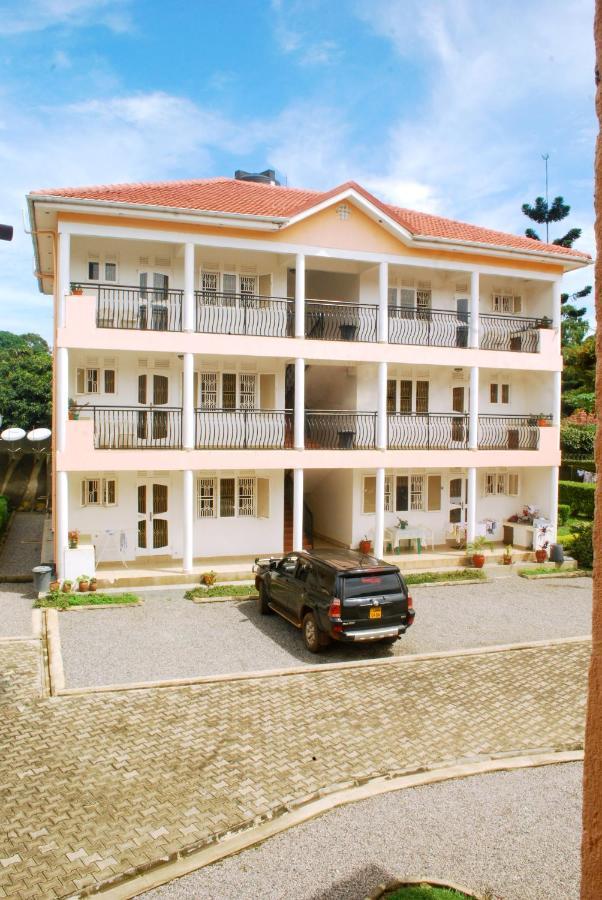 Corinya Serviced Apartments Entebbe Extérieur photo