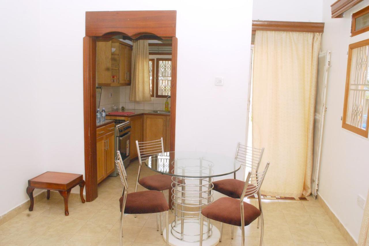 Corinya Serviced Apartments Entebbe Extérieur photo