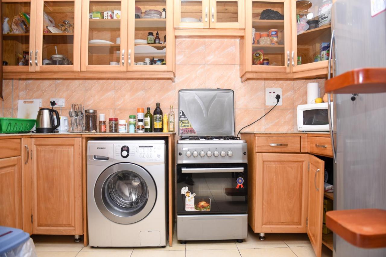 Corinya Serviced Apartments Entebbe Extérieur photo