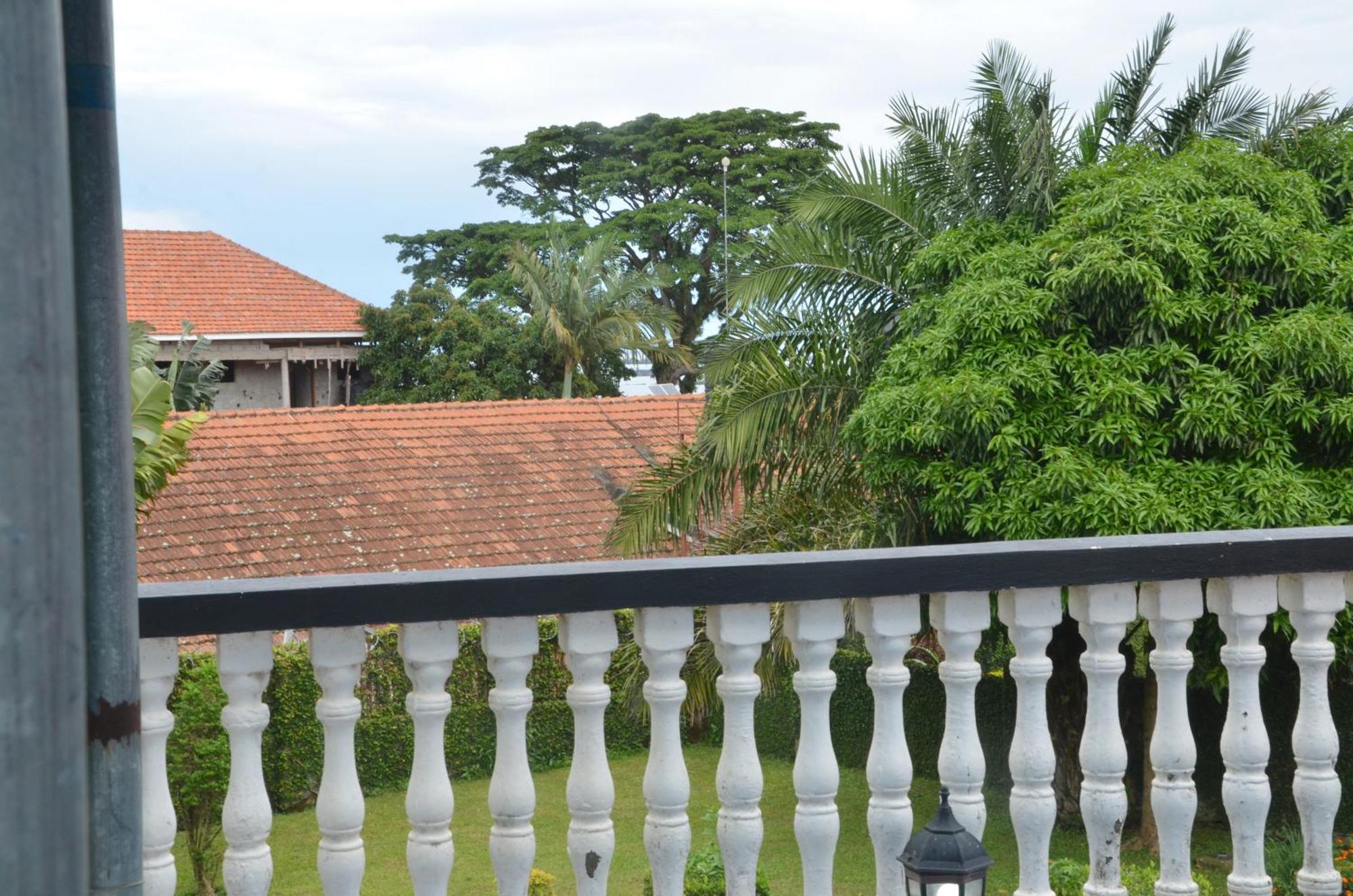 Corinya Serviced Apartments Entebbe Chambre photo